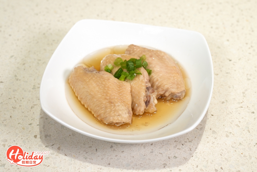 醉雞翼外皮爽脆有彈性,肉身酒味香濃。