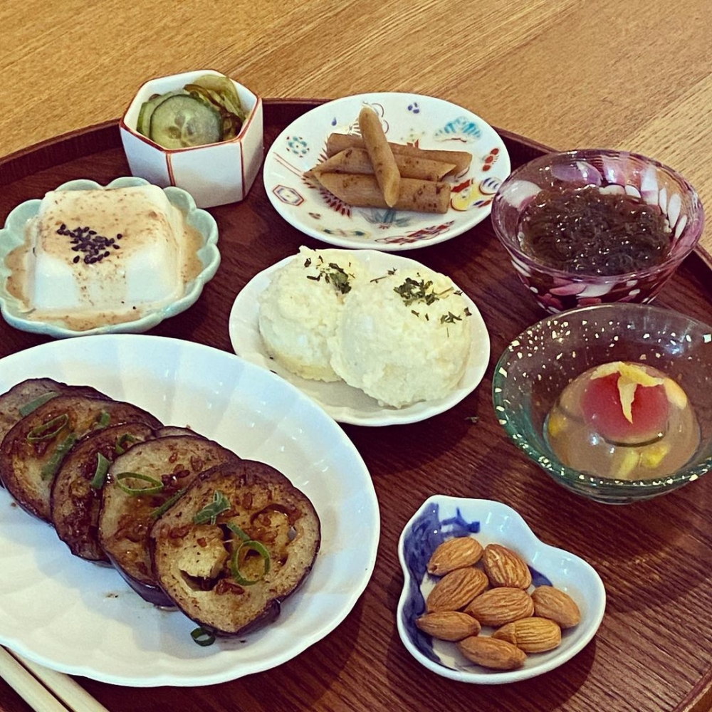 米九十素食餐是網民推介！素食餐擺盤用心，味度清新，也適合注重健康飲食的客人。