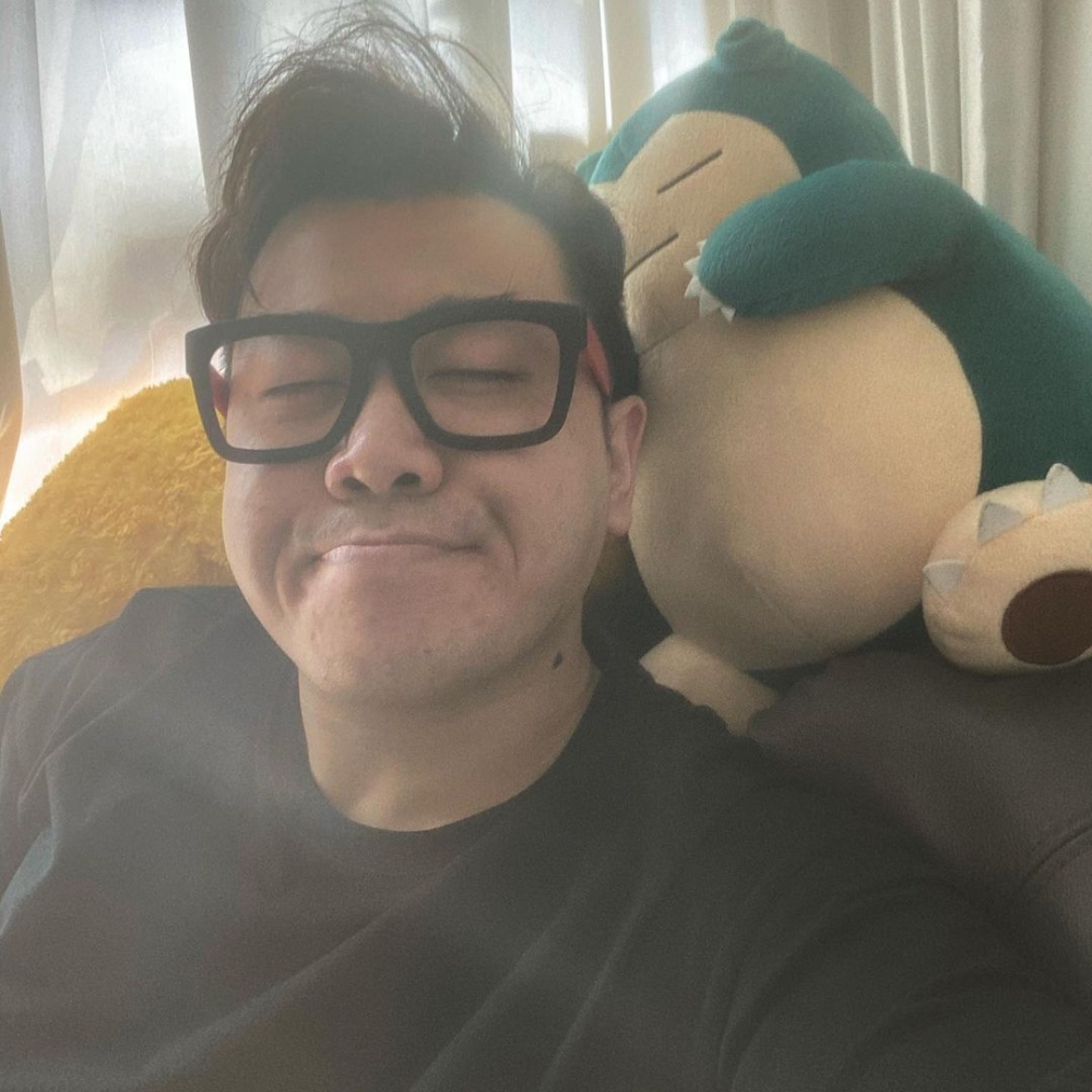 屎萊姆被慕容直指壟斷香港YouTube界嘅利益,並且幕後擁有好強大嘅後台!