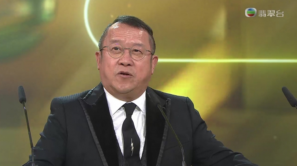 TVB《萬千星輝頒獎典禮2021》成為熱話,唔少人都對「最佳劇集」、「最佳男女主角」嘅得獎者有異議!