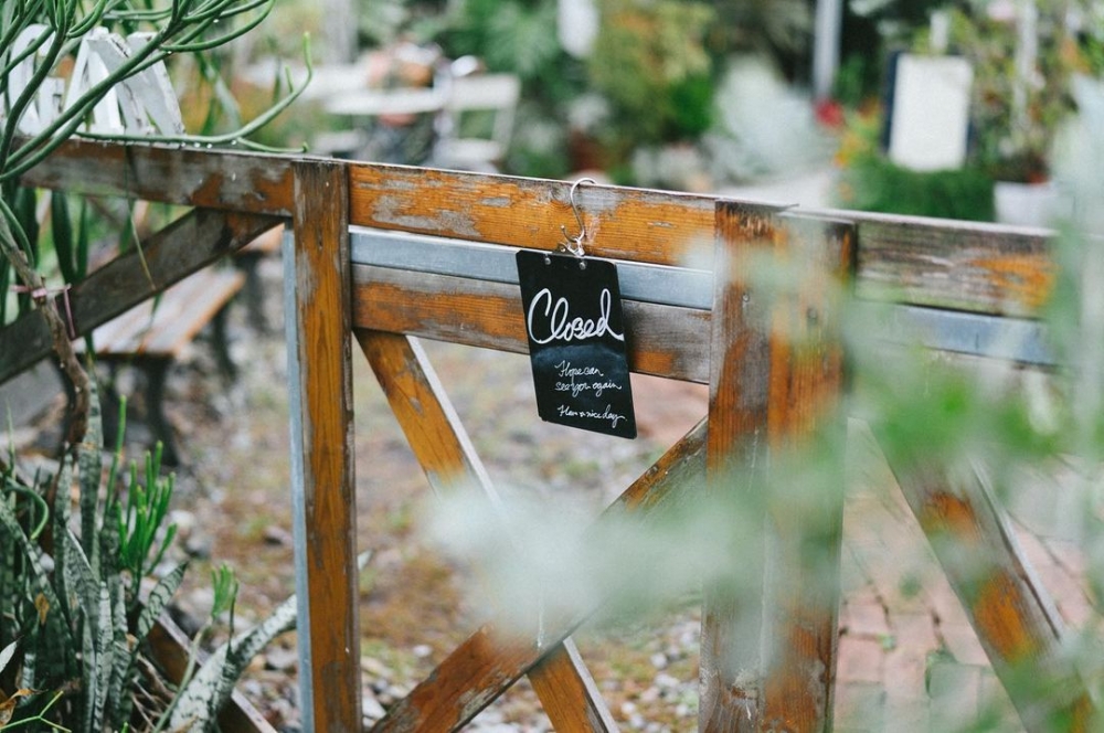 雖然食物種類提供不多，但蛋糕丶花茶香多士全是自家製造。