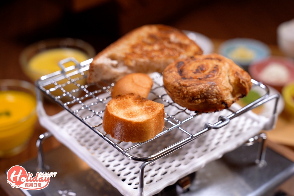 Toast Set提供一個小麵包烤爐,大家可以讓親手烘烤麵包!