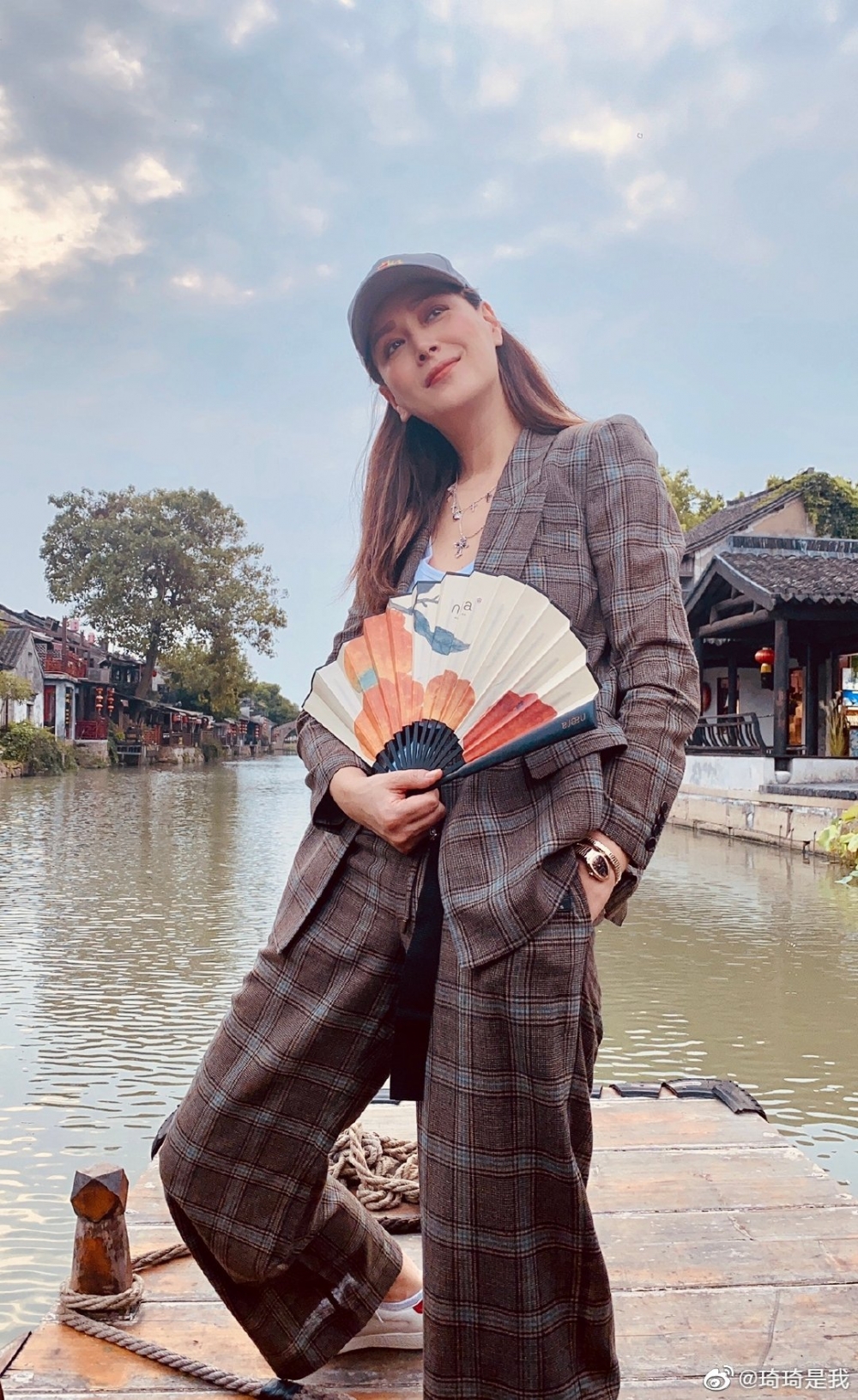 任晴佳深得名模媽媽琦琦嘅靚基因