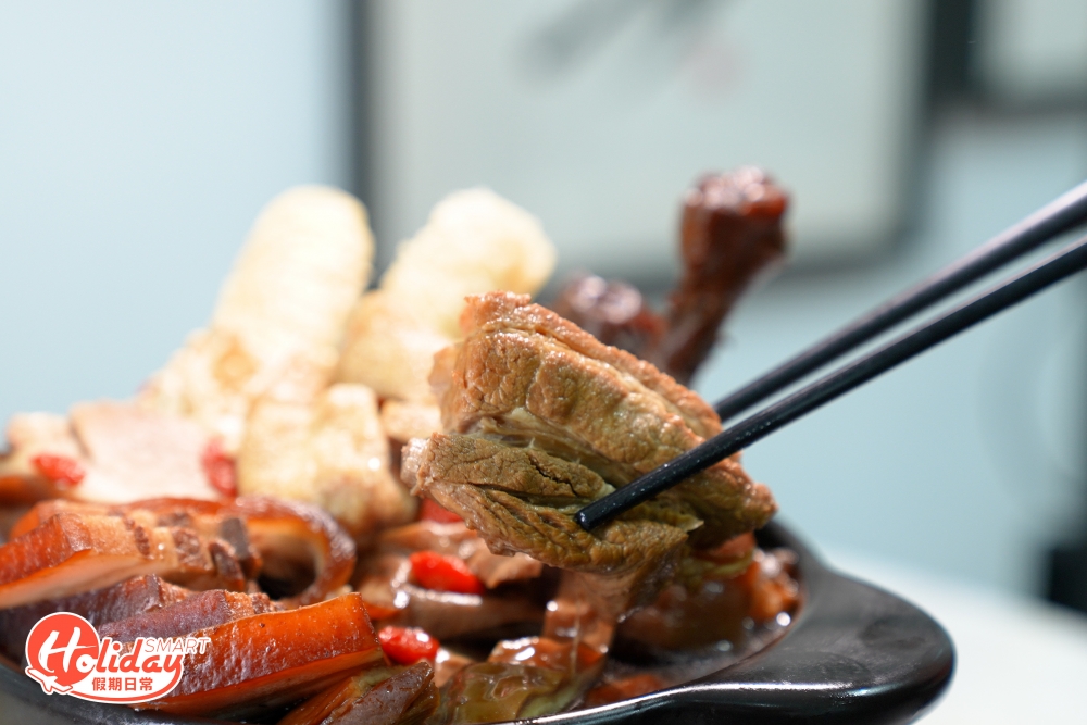 不得不提,店內的肉骨茶可無限添飲,認真抵食。