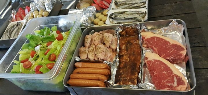 營地提供燒烤用具租借服務,可以自攜燒烤食物,或在出發前先向營地預訂燒烤食物套餐,有興趣記得提早預訂!