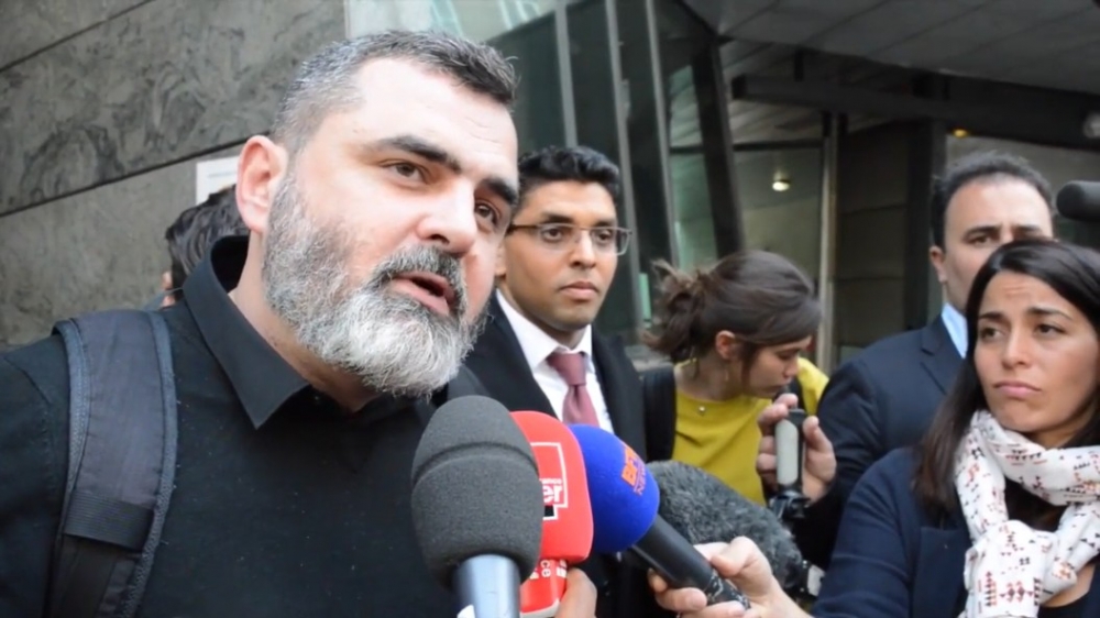 Frederic Desnard將事件告上法庭,更獲得受理