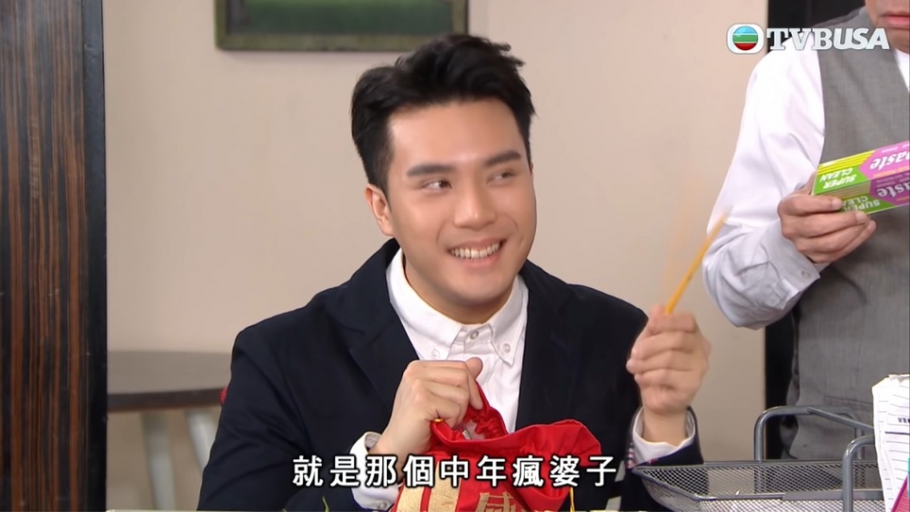 已婚男同事話,老婆唔想派利是,所以特登喺初四請假!