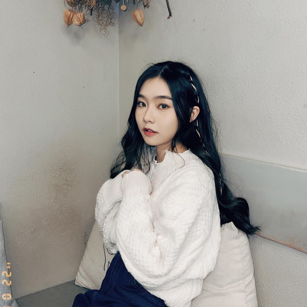 Yoyo獲安排參演ViuTV原創劇《季前賽》,與師兄MIRROR嘅姜濤、Ian、Edan、Stanley同ERROR嘅肥仔、193合作。