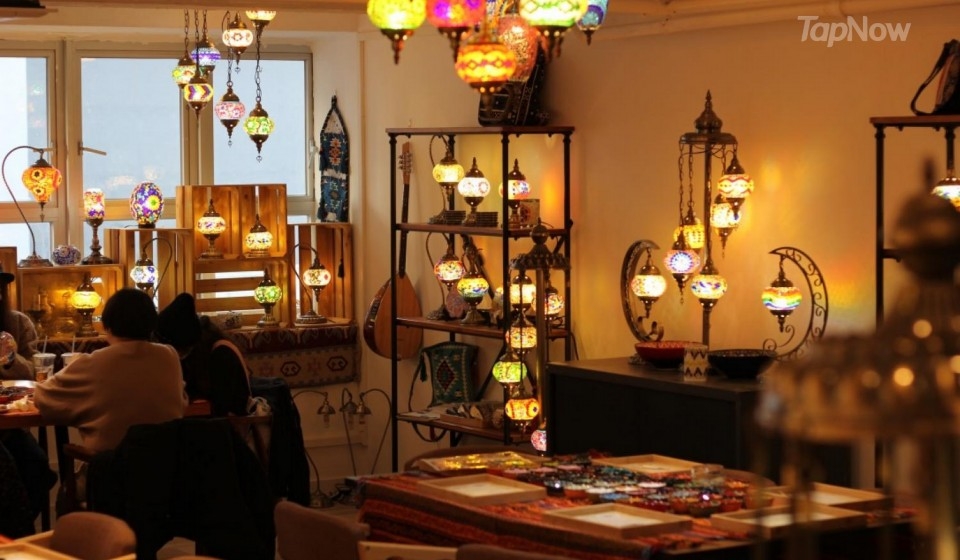 檯燈富有土耳其風情~