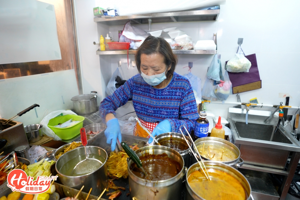 大笪地宵夜自開幕以來最高討論度是朗屏壽司阿姨。