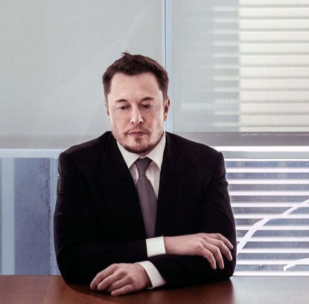 最近，Elon Musk 被爆出新戀情！