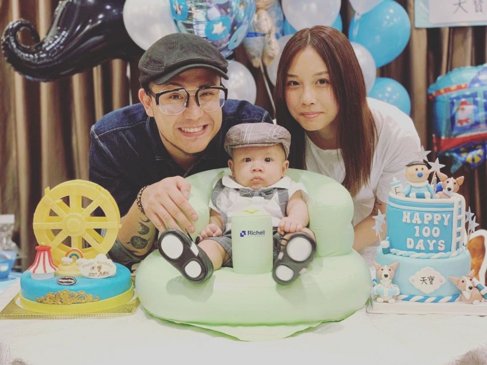 儘管兩人婚後遇到唔少困難,但都佢哋嘅感情似乎非常穩定甜蜜