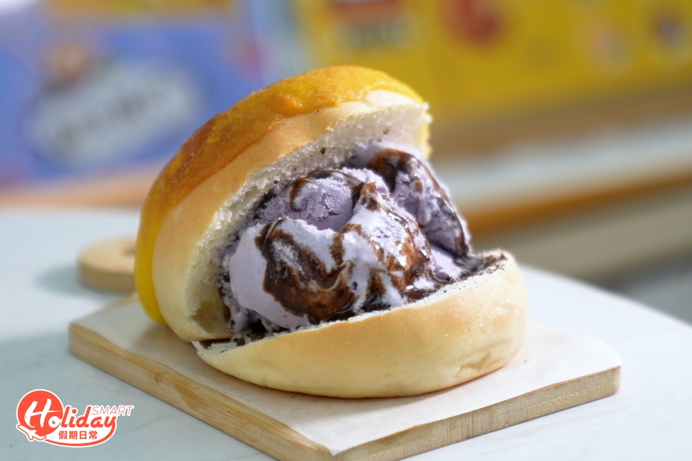 小店最近更推出期間限定雪糕菠蘿包，每日限量供應，菠蘿包每日新鮮向麵包店取貨，香脆的菠蘿加入雪糕後令口感層次更豐富，絕對夠飽肚。