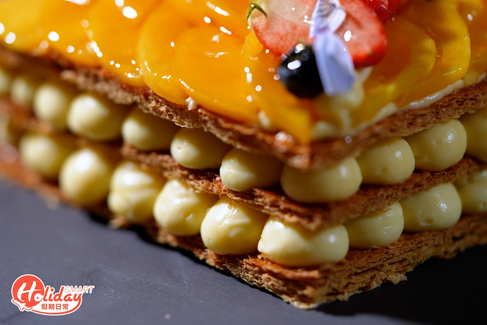 切下去聽到清脆「咔嚓」聲，脆得來富有牛油香。