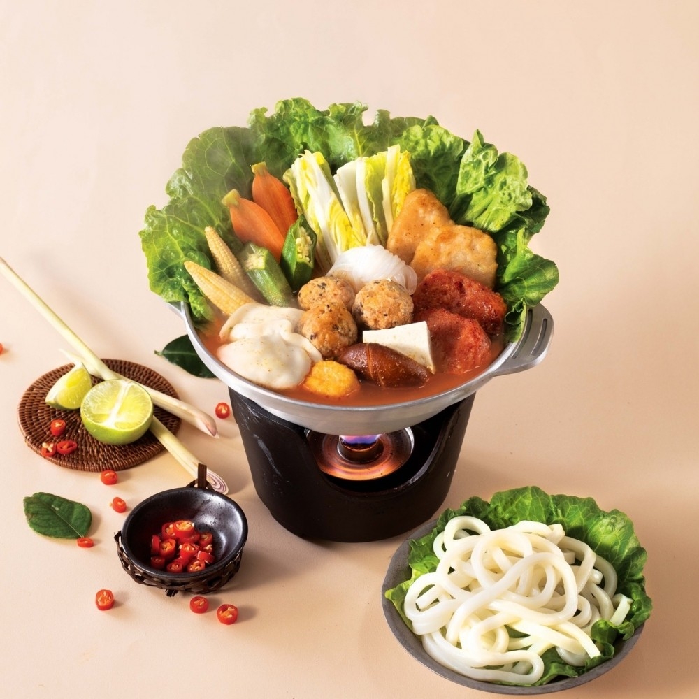 Green Common推出的「冬日暖意豐味鍋」大受歡迎,$98包含超過10款款滋味配料,如新餐肉、新魚柳、新豬肉豆腐丸、板豆腐、唐生菜和烏冬等。