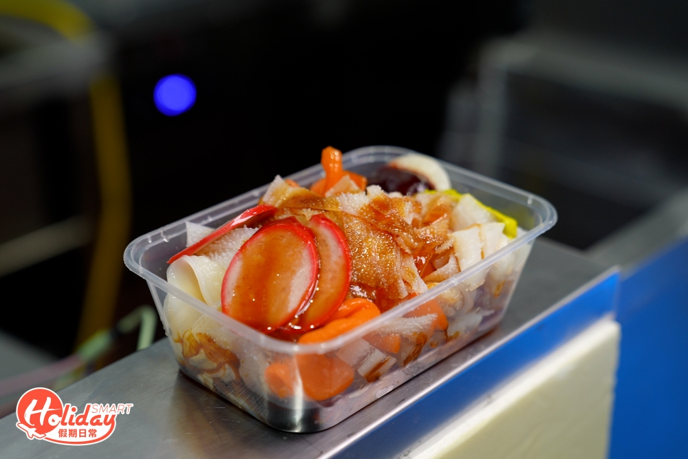 園林藥膳雞煲同時獲得馳名鬼巴士滷味的授權。