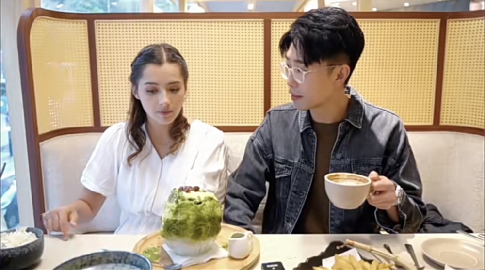 近日謝嘉怡於小紅書與陸浩明(6號)拍片大談簽約TVB後嘅收入