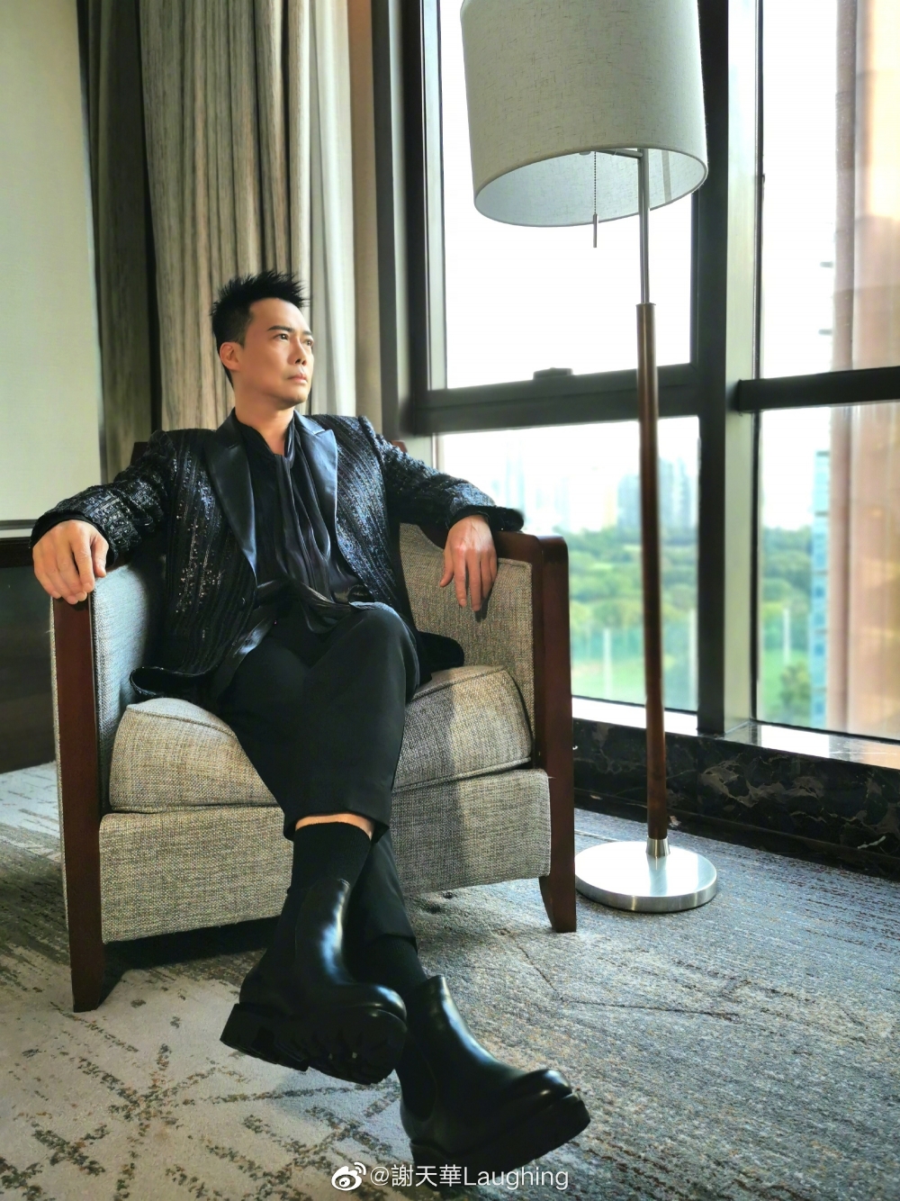 謝天華與太太2015年聯名以約$3,700萬購入大坑優雅閣一個低層複式單位