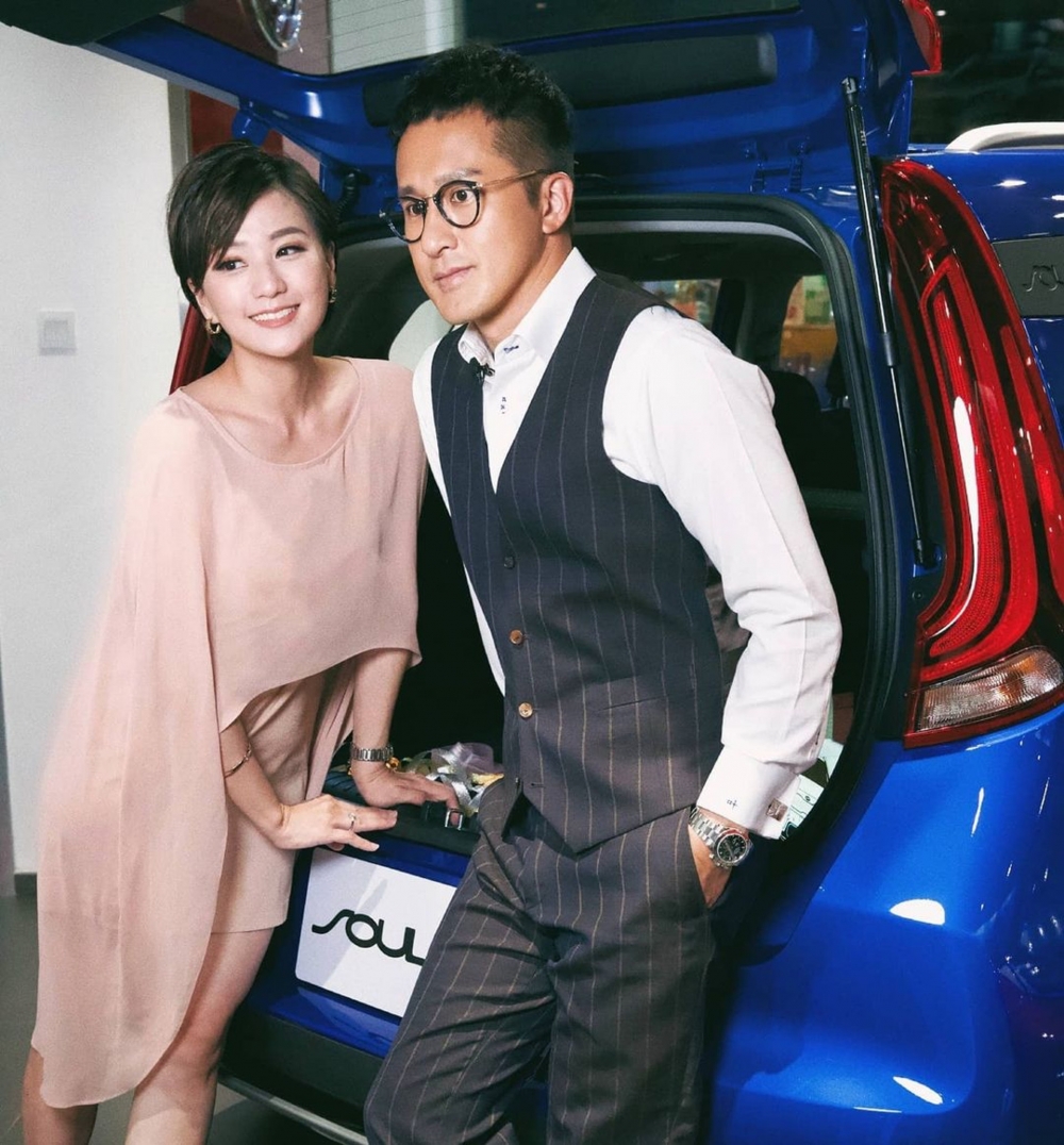 林燕玲與老公育有一子。