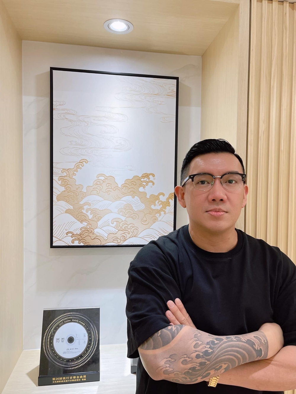 最近仲喺台灣出售麻辣鴨血，銷量唔錯！