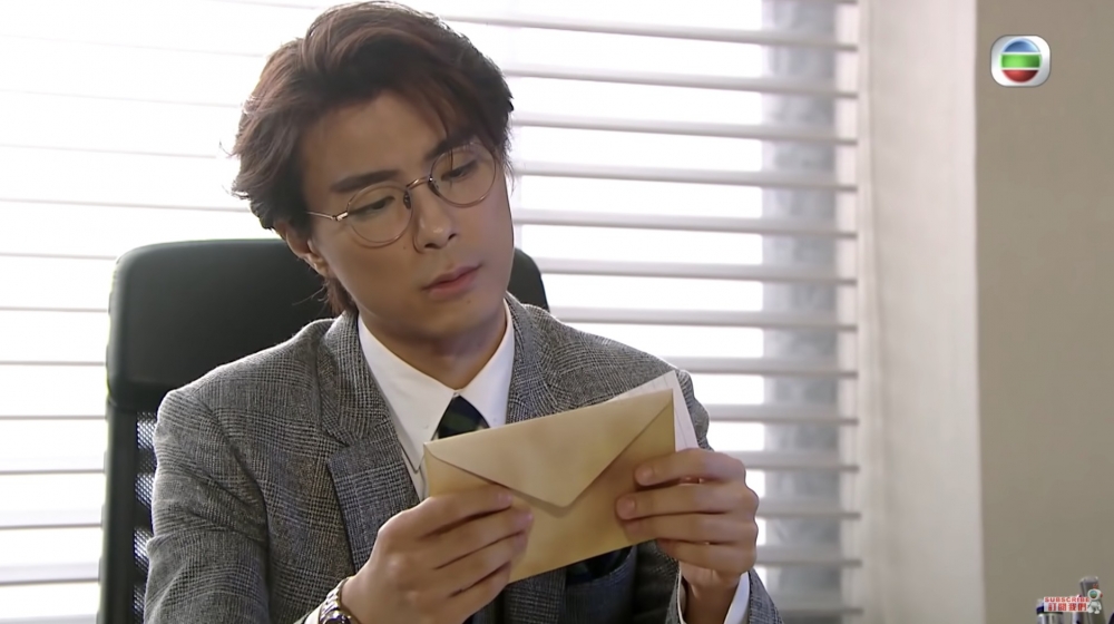 有網民喺香港討論區發文指男友之前曾同佢講自己任職上市大公司。