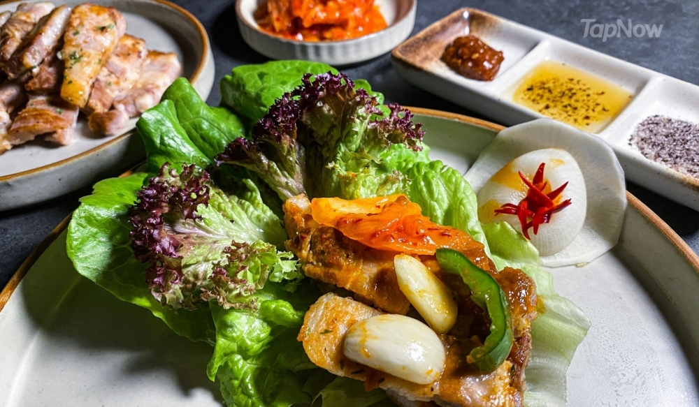  燒肉：正宗原味/醬油/辣醬 烤五花腩 、烤安格斯牛肉