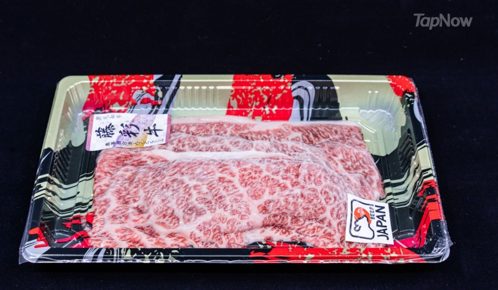 日本九州熊本縣A5級黑毛和牛「藤彩牛」