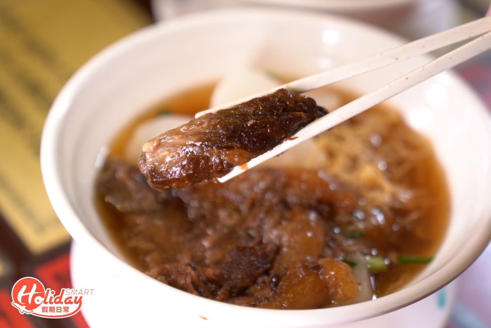 牛腩吸盡醬汁而且肉質鮮嫩,充滿驚喜!