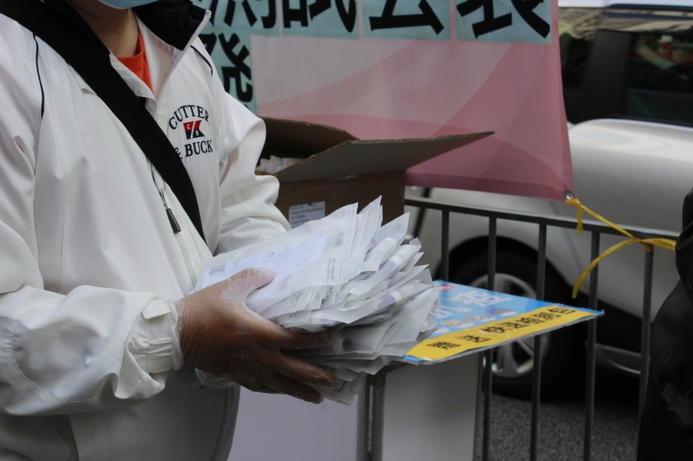 政府向12類人士免費派發快速抗原測試包~