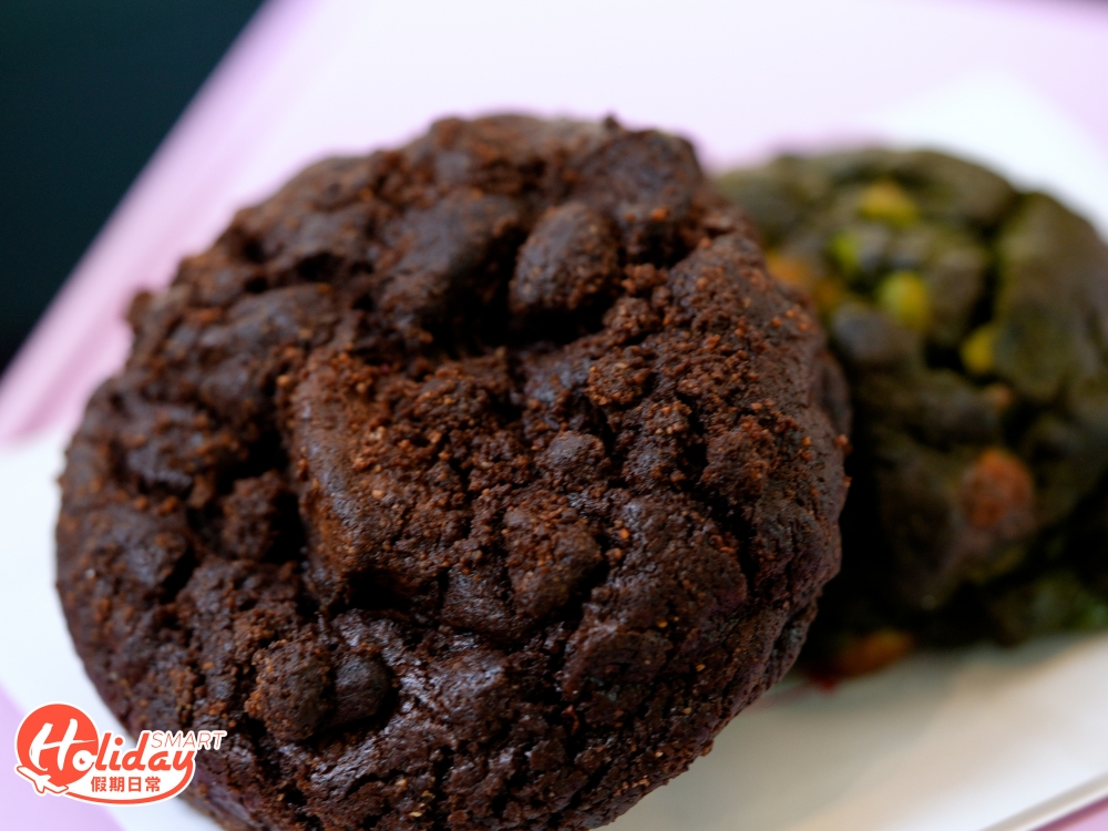 Cookie Vission的手作曲奇比一般的厚實。