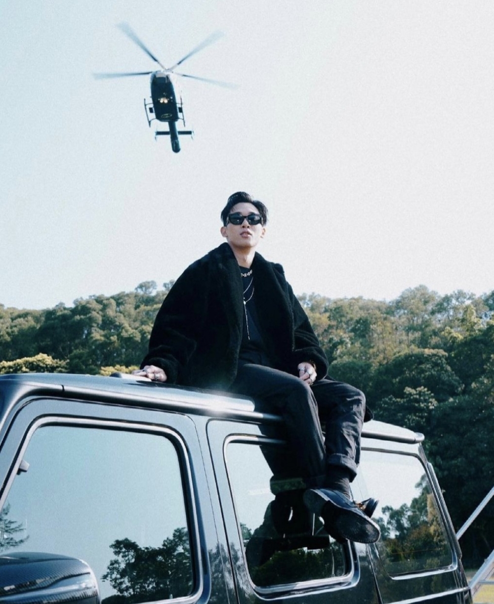 幣少爺」黃鉦傑豪宅公開!解釋消失2年原因!當初靠比特幣賺大錢？