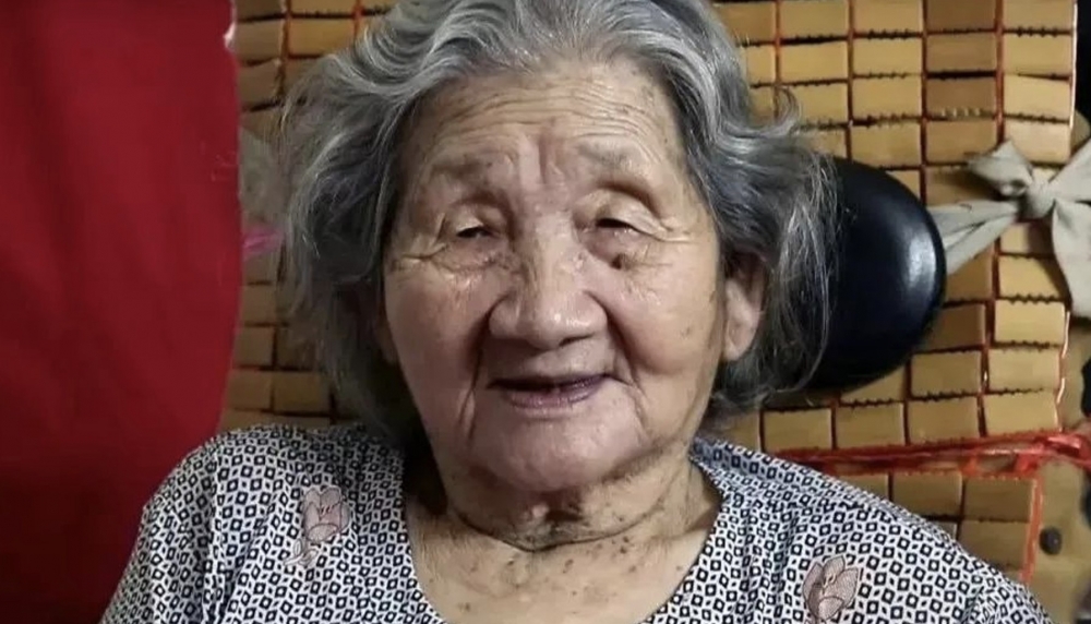 媽媽因為失去女兒而導致精神失常！