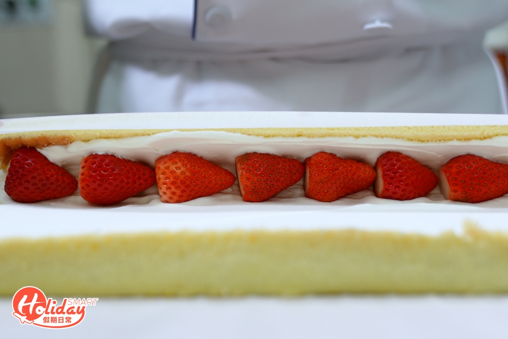 這款卷蛋用上日本時令士多啤梨，Roy表示會因應情況而定，有機會會用上福岡、長崎產的士多啤梨，兩者一同配搭起來，味道清新而不膩。