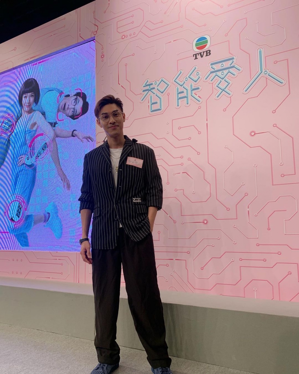 關楚耀(Kelvin)同比他後生11年嘅網紅女友Joann Law拍拖5年