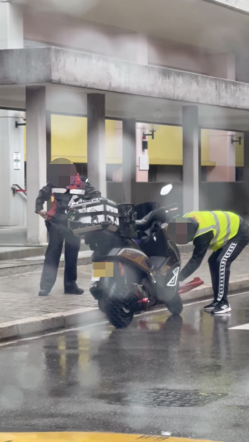 網友紛紛為片中外賣員抱不平，認為「第一城鎖車隊」行事太過不近人情。