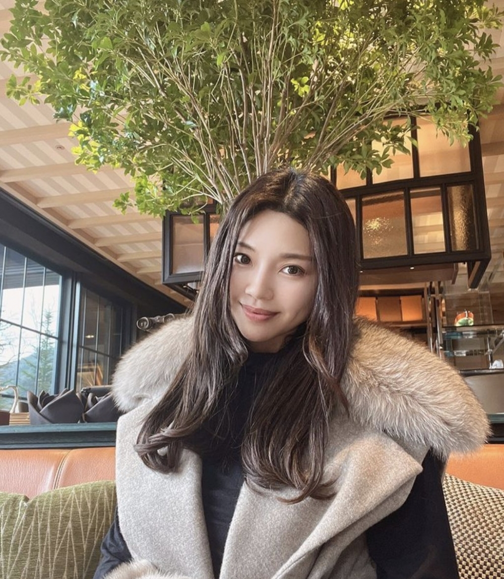 渡邊加苗現時亦有經營自己嘅服裝網店～