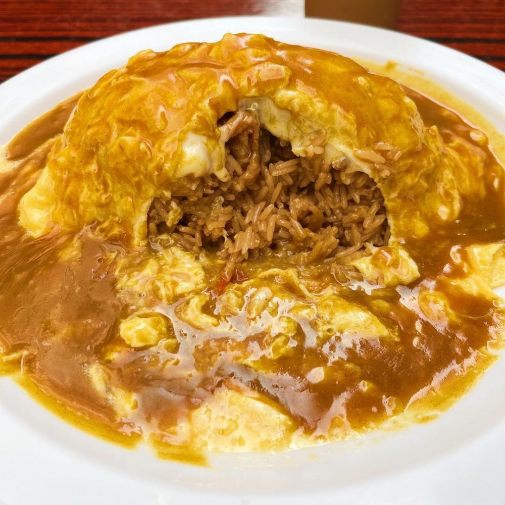 雞肉粒大大件非常足料而且咬開肉質鮮嫩。