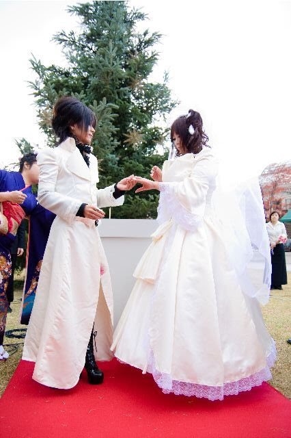 Aarin表示，丈夫最終與前夫斷絕關係。