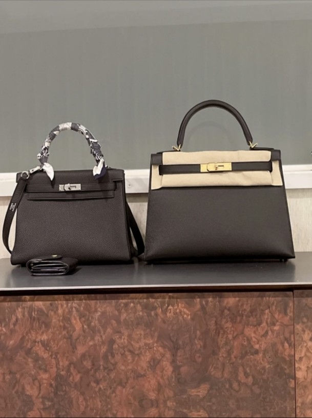 曾一次買兩個黑色Kelly