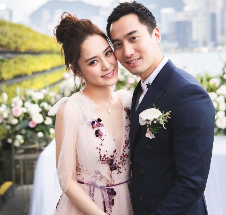 賴弘國2018年與阿嬌結婚