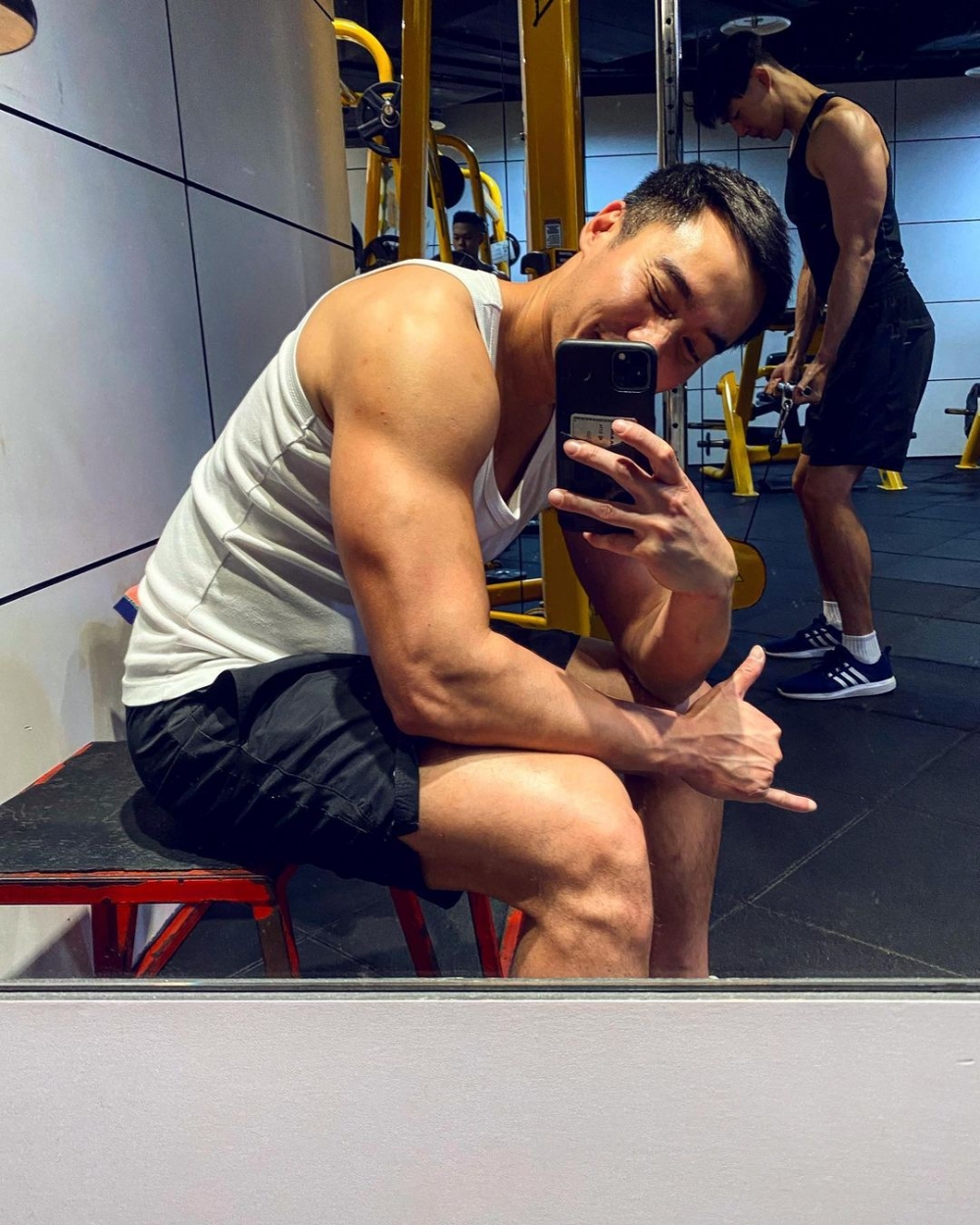 據悉，賴弘國同新女友Alice已經交往接近1年嘅時間！