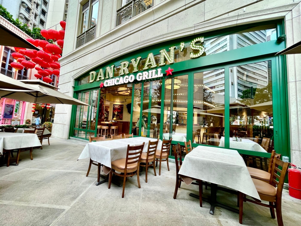 Dan Ryan’s 美式餐廳進駐灣仔利東街,新店樓高兩層,設有露天用餐區。