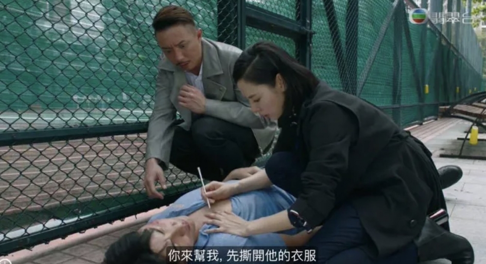 用吸管醫治氣胸,大家又有冇見過呢?!