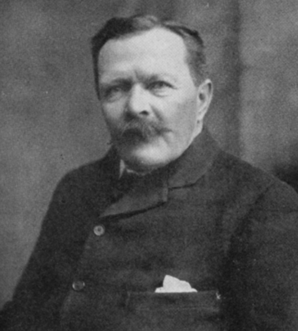 1880年,精準嘅地震儀器係由英國地理學家John Milne研發出!