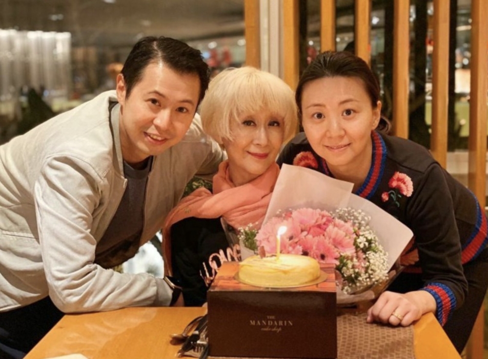 陳曼娜非常疼愛一對子女！