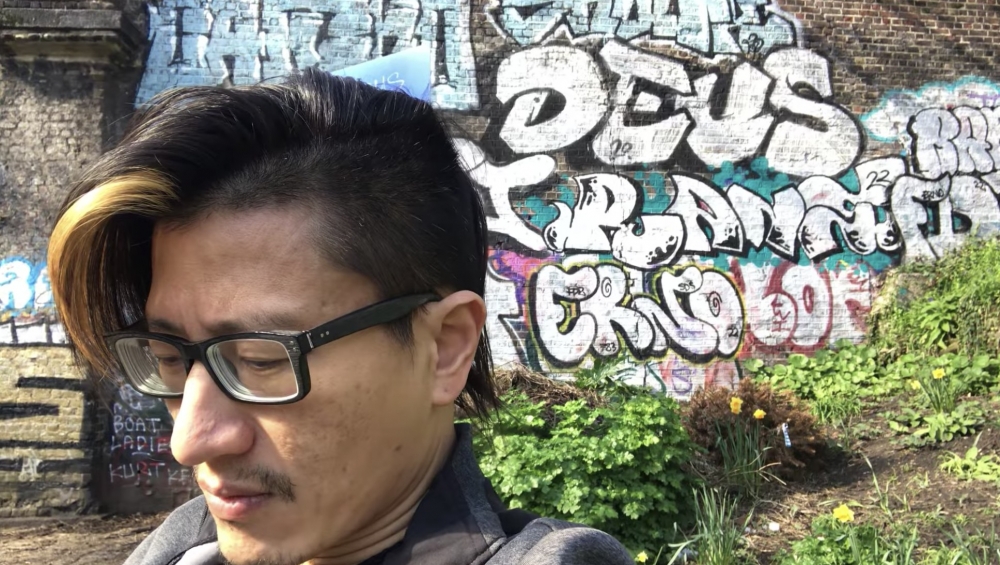 依依不捨寄語香港人