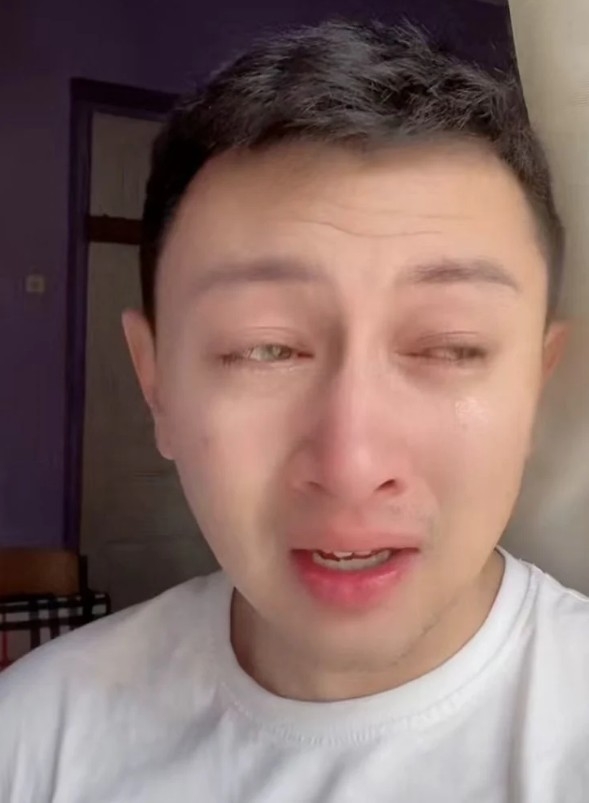 內地網紅傑森受戰火影響，在烏克蘭面對前所未有嘅人身和財產危機。