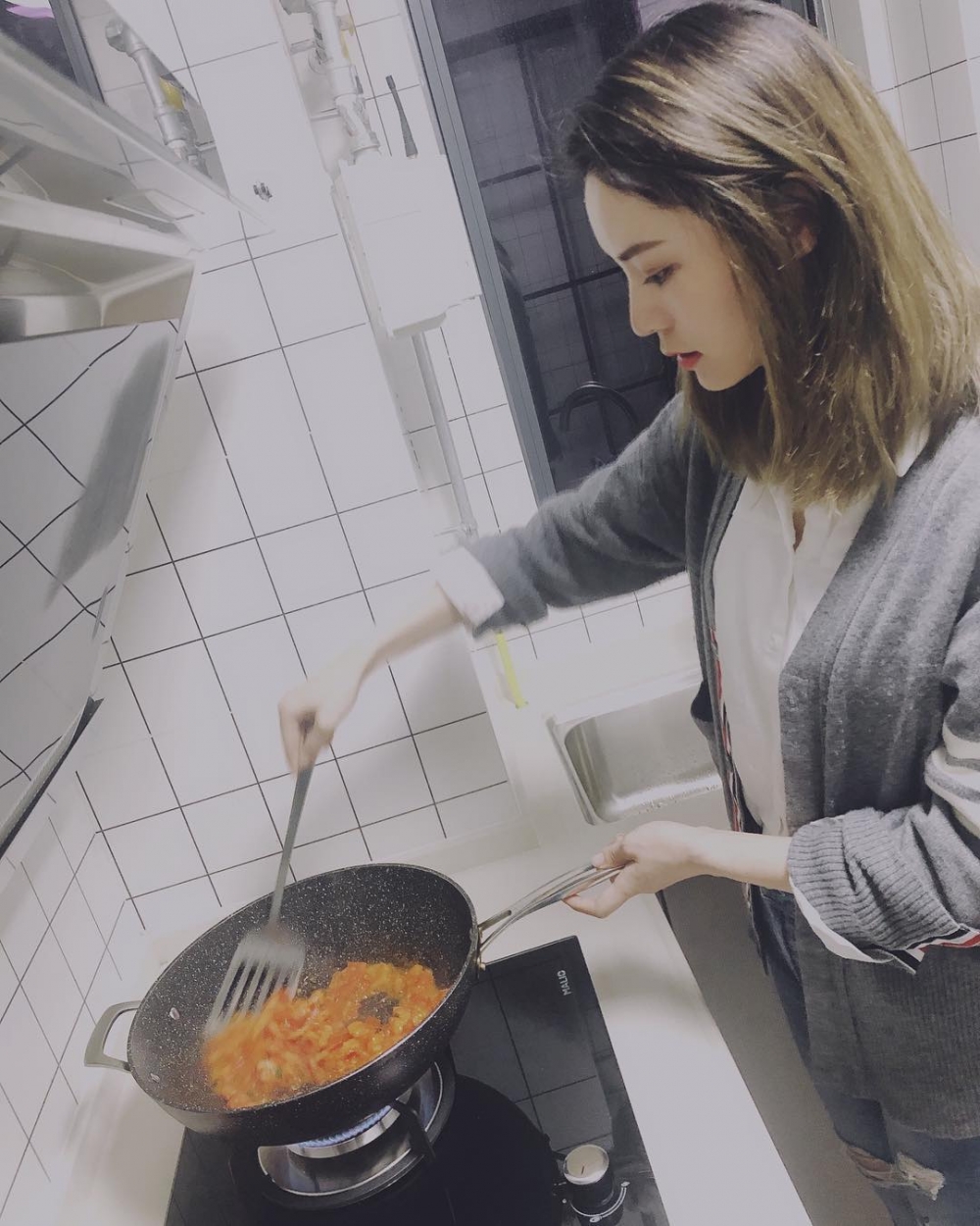 張馨月亦遺產到媽媽嘅好廚藝，成功抓住林峯嘅胃～