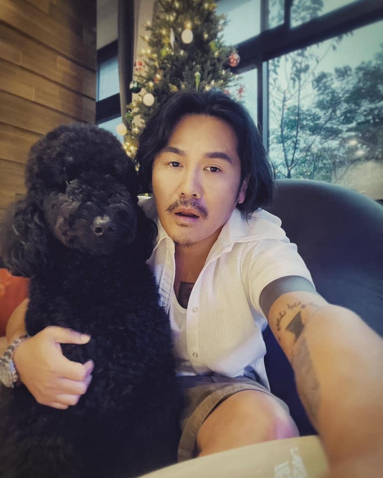 網友稱曹格2分鐘內狂爆粗鬧人，更波及餐廳老闆娘！