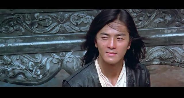 鄭伊健自言喜歡拍漫畫改編而成嘅電影，佢在《風雲》嘅演出都相當經典。